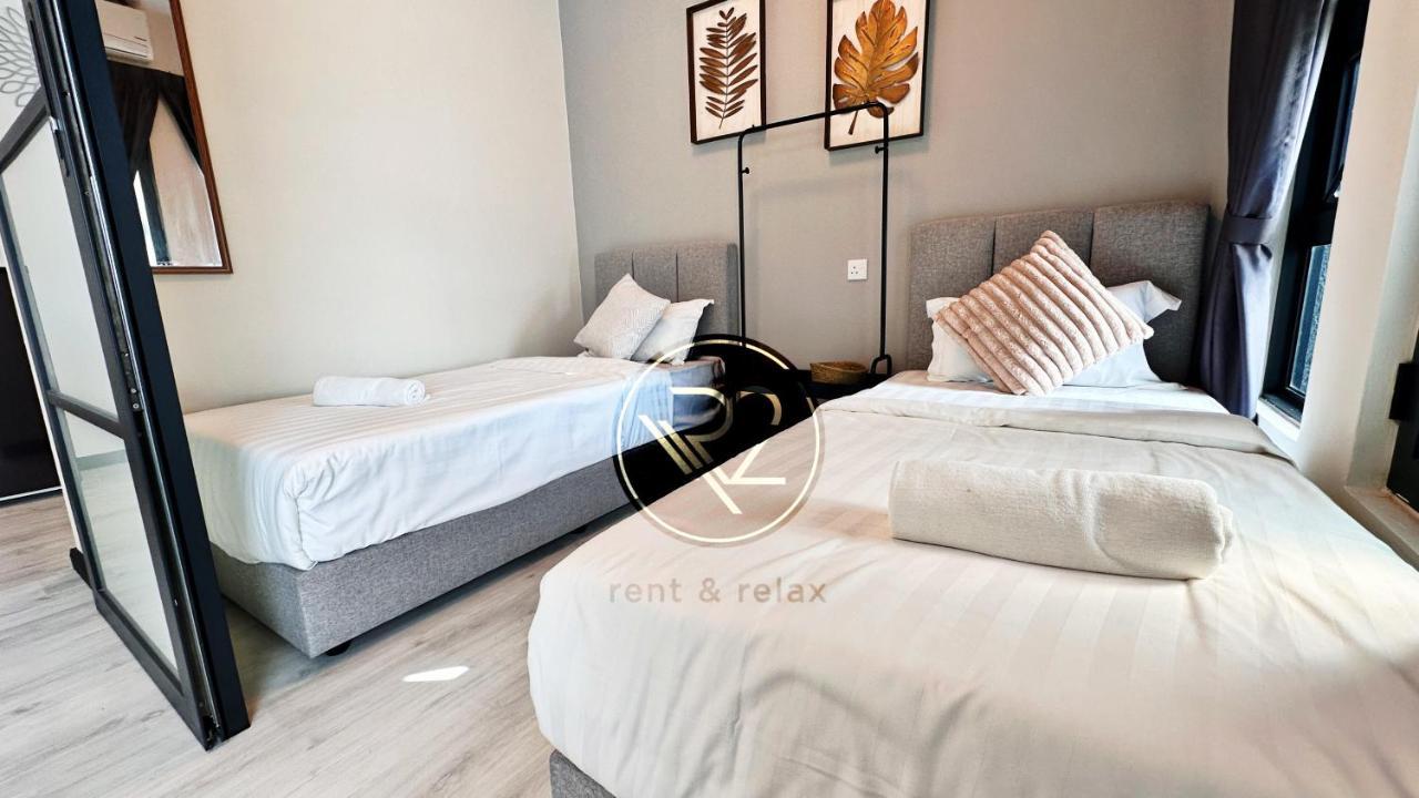 Sea&Pool View Stunning Homestay, Wifi, Netflix Near Malls, Jetty, Convenient Stores Kota Kinabalu Bagian luar foto